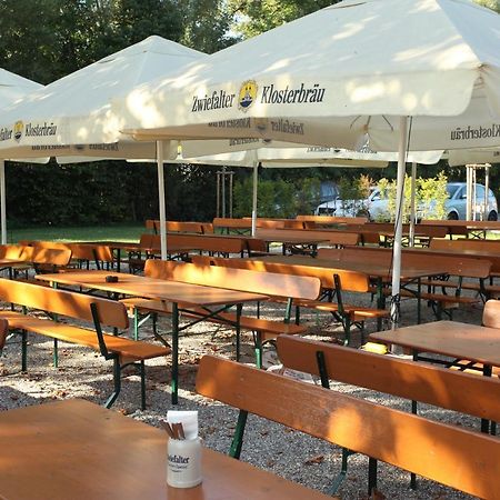 Achtender Metzingen  Exterior foto