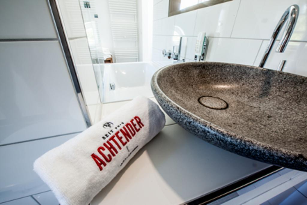 Achtender Metzingen  Zimmer foto