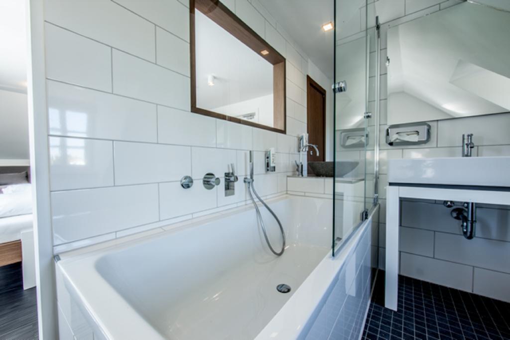 Achtender Metzingen  Zimmer foto